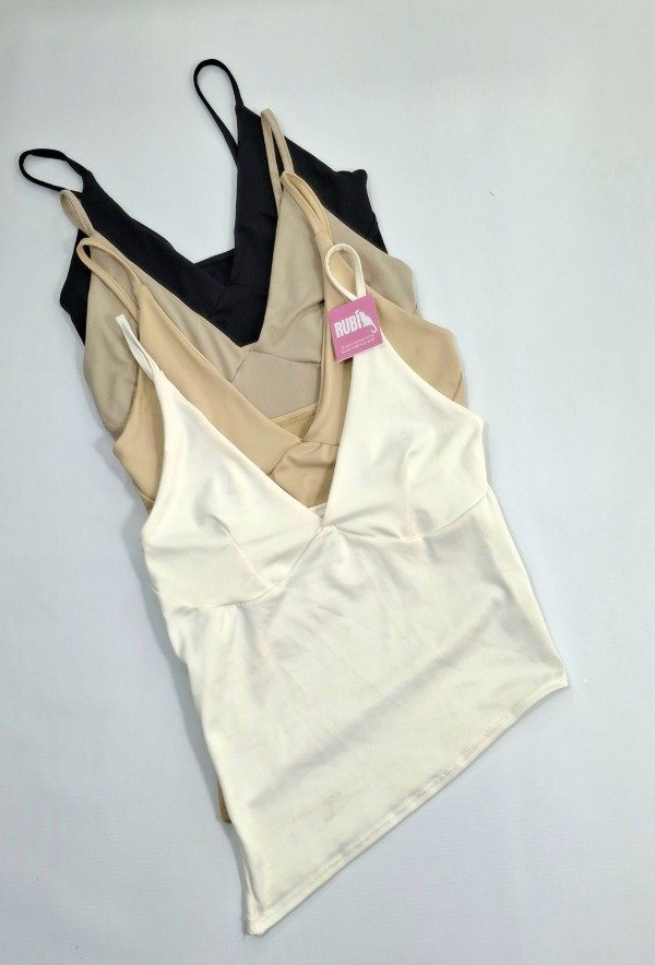 Producto - Top con  pico