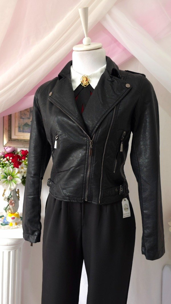 Producto - Campera Gina Negra! IMPORTADA NUEVA