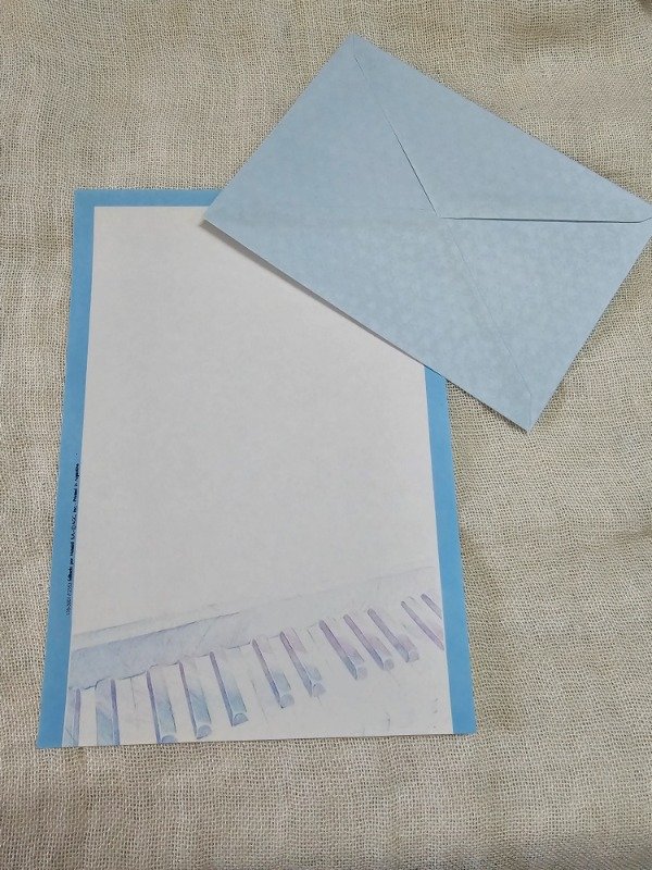 Producto - Conjunto de Papel de Carta con Sobre Piano