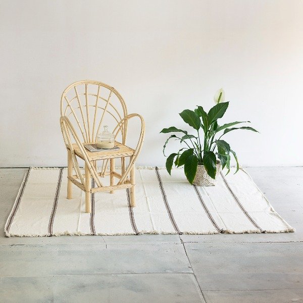 Producto - Manta/Alfombra Base Tiza con un Bastón y dos líneas finas Color Marrón Cod 60
