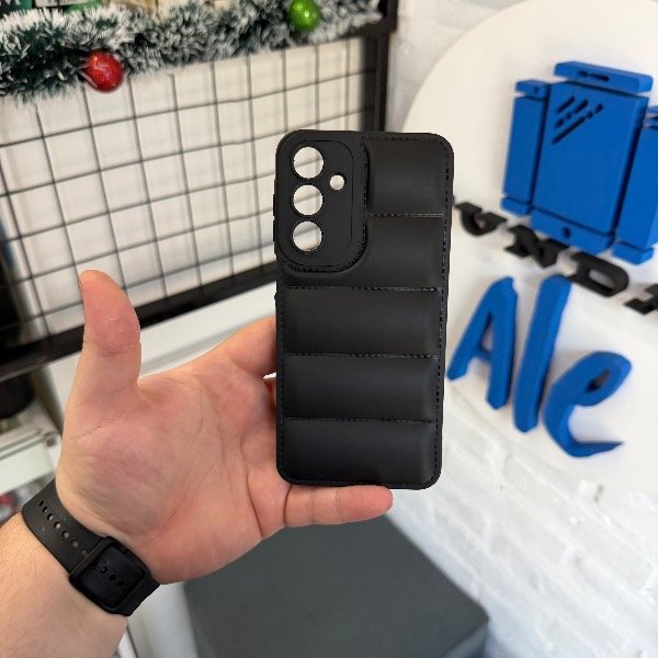 Producto - Puffer Negra - Samsung A16