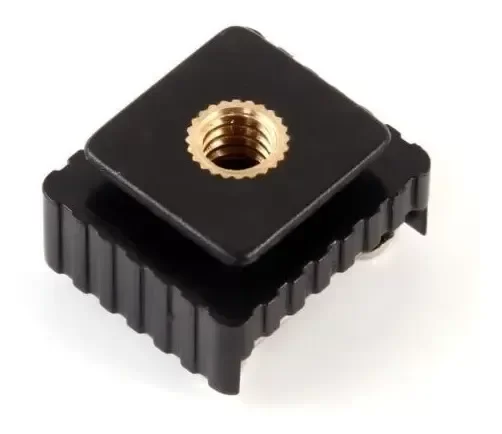 Producto - Adaptador De Montaje Rosca 1/4 A Zapata Para Flash Universal - 1