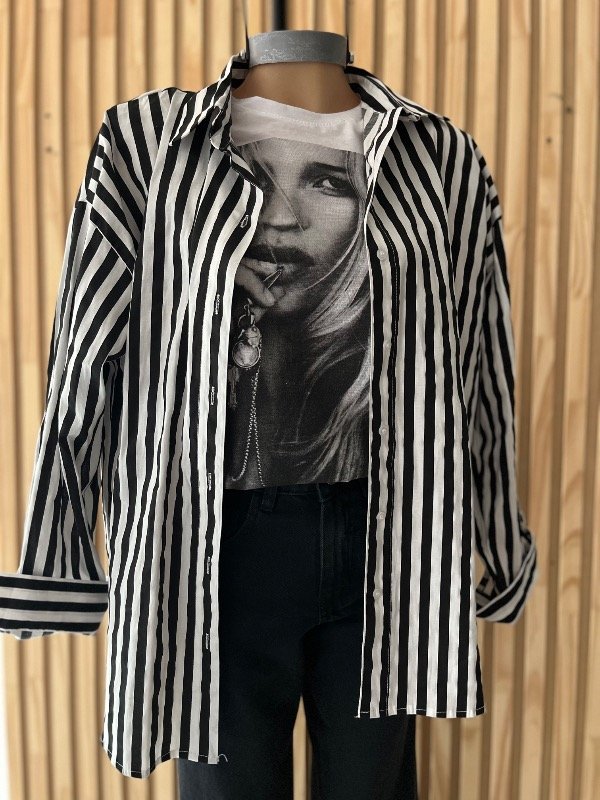 Producto - Camisa BN rayas Oversize