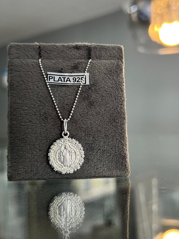 Producto - Cadena con dije San Benito en plata