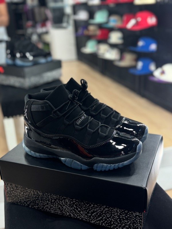 Producto - Air Jordan 11 Retro (Total Black)