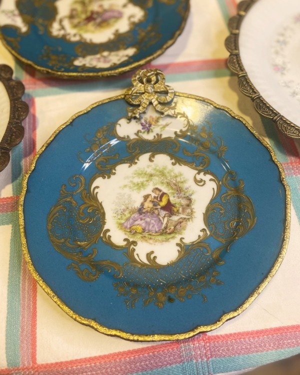 Producto - Plato De Porcelana Y Bronce Suisse Langenthal