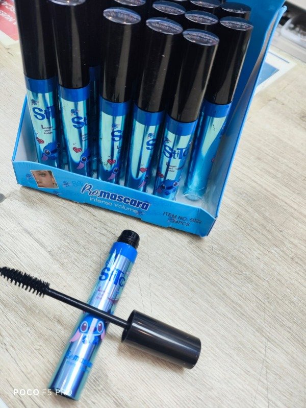 Producto - MASCARA DE PESTANIAS STICH  WH778