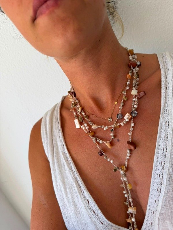 Producto - COLLAR MIL VUELTAS - beige + chocolate
