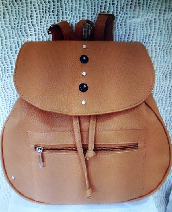 Producto - MOCHILA COLOR SUELA