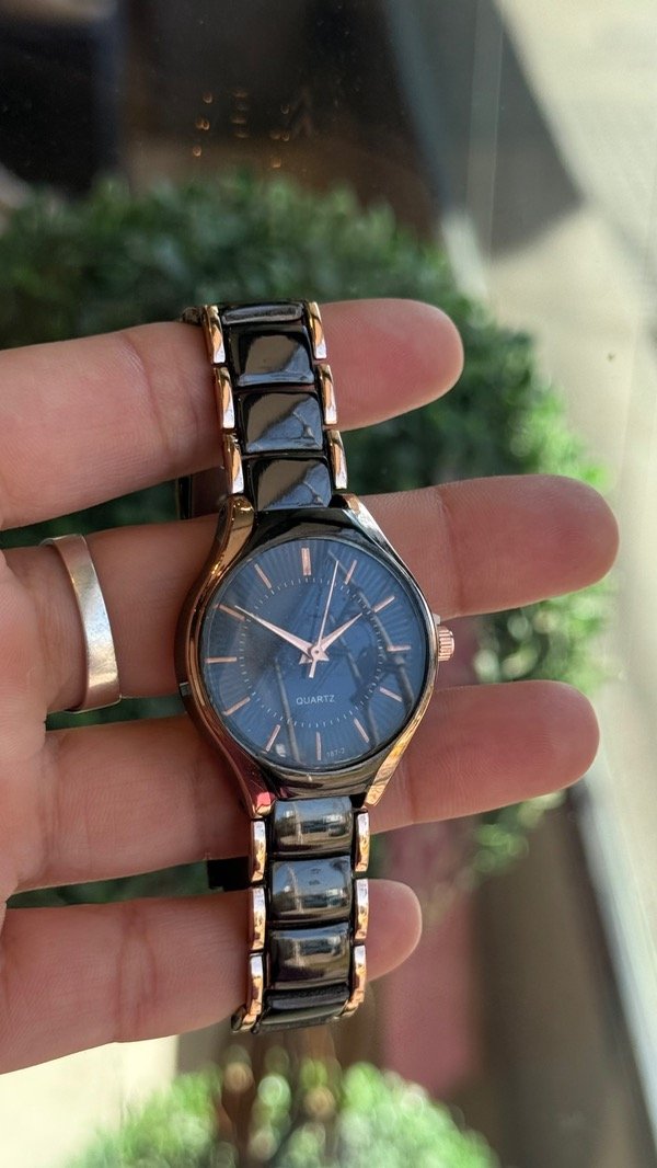 Producto - Reloj Negro / Rose