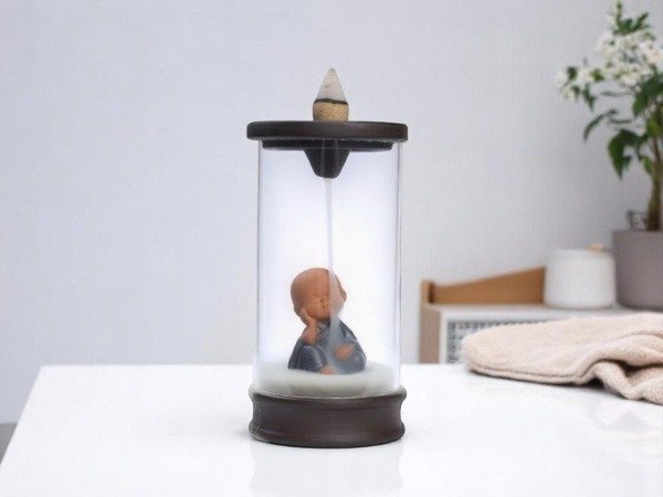 Producto - CASCASA DE HUMO LLUVIA SOBRE NIÑO BUDA 12,5 CM