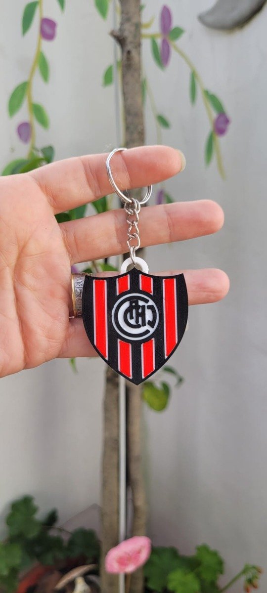 Producto - LLAVERO ESCUDO CLUB ATLÉTICO CHACARITA JUNIORS