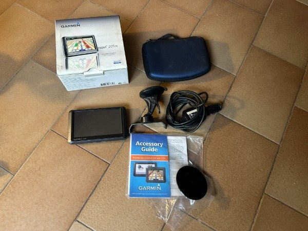 Producto - GPS GARMIN NUVI 205W #12084