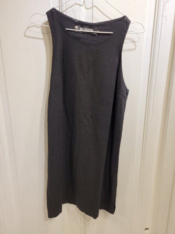 Producto - Vestido MELOCOTÓN negro de lino Talle S - PRECIO: 70X