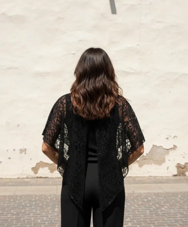 Producto - Blusa de Encaje con Manga punta pico Señora - 11