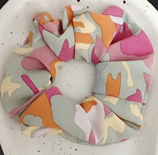 Producto - Scrunchies Verde,naranja, amarillo,rosa