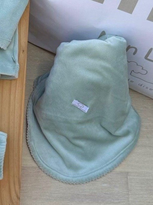 Producto - Manta Plush Malva con Picot