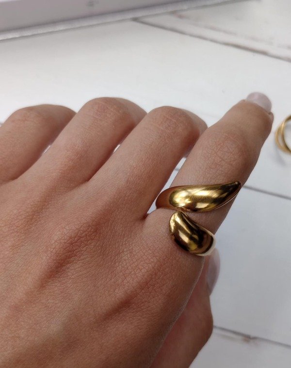 Producto - Anillo Grande - Acero Dorado