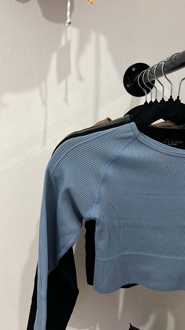 Producto - Top Manga Larga Morley Premium