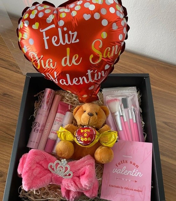 Producto - BOX DE MAQUILLAJE
