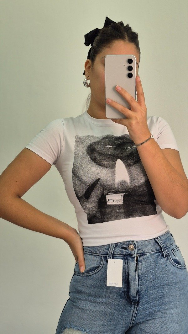 Producto - Remera fuego blanco