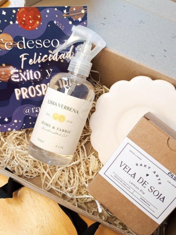 Producto - Box Aromático: Vela Pastel + Plato flor + Aromatizante + Tarjeta Dedicatoria - 5