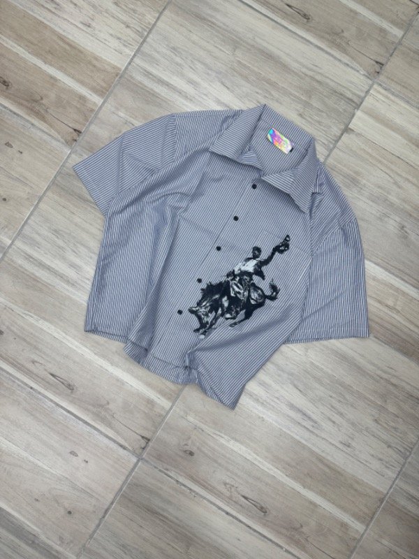 Producto - Camisa Boxy Fit Caballo