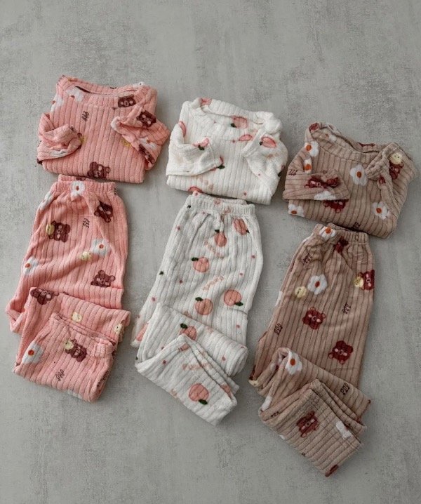 Producto - Pijama de polar soft estampado talle unico (36 a 42/44)