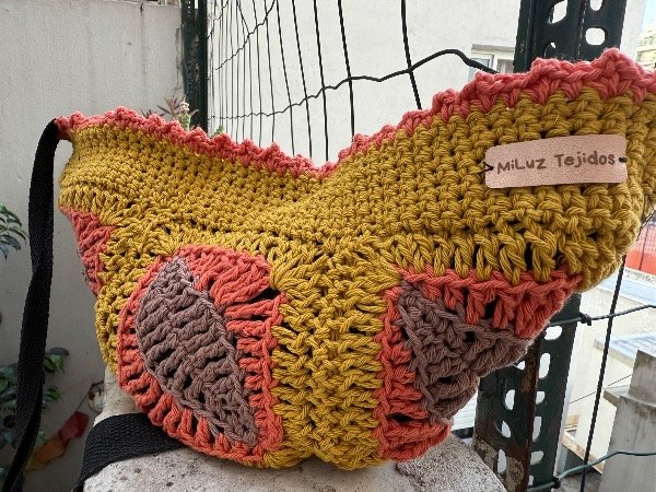 Producto - Bandolera hojas