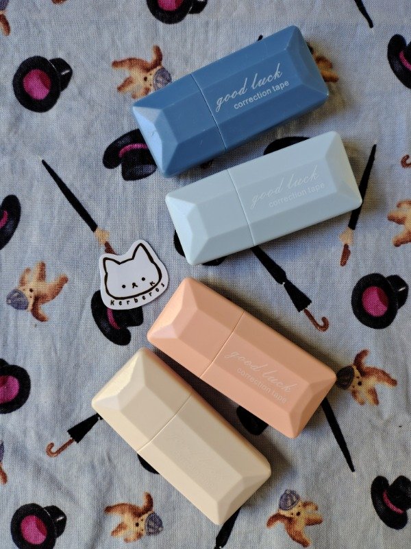 Producto - Corrector en cinta pastel