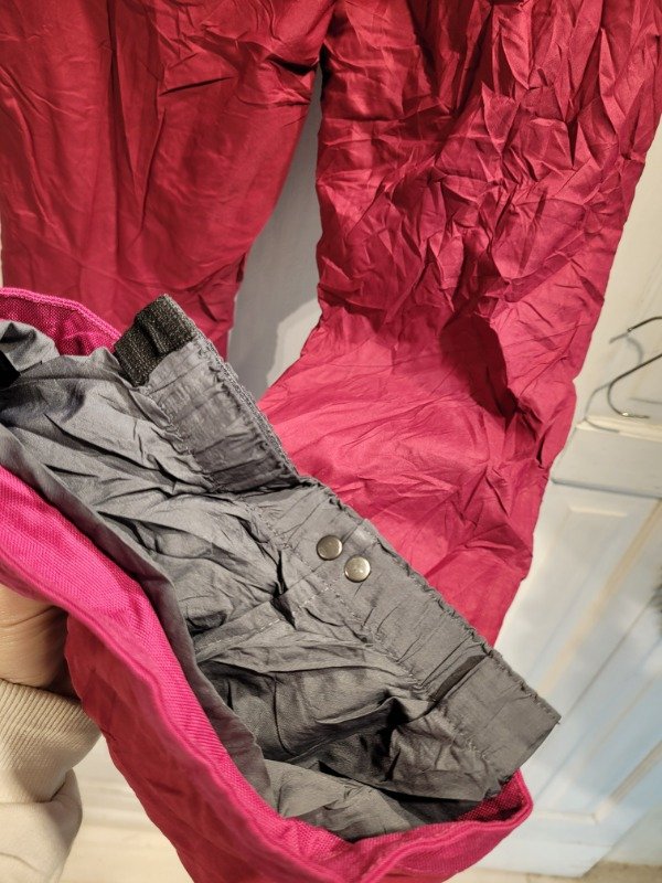 Producto - Pantalón de ski PATAGONIA bordeaux c/trampa de nieve- Talle XS-PRECIO: 300X - 2