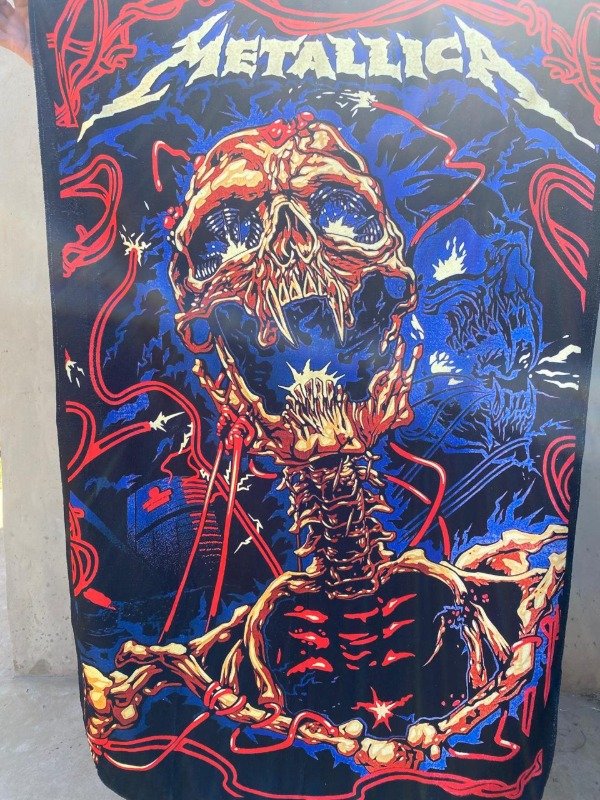 Producto - Toallón Metallica Skull