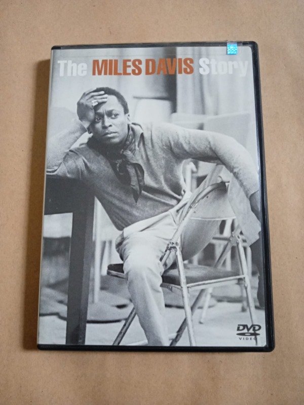 Producto - The Miles Davis story - Mike Dibb - Channel four 2001