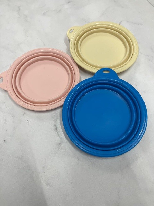 Producto - Comedero de silicona plegable