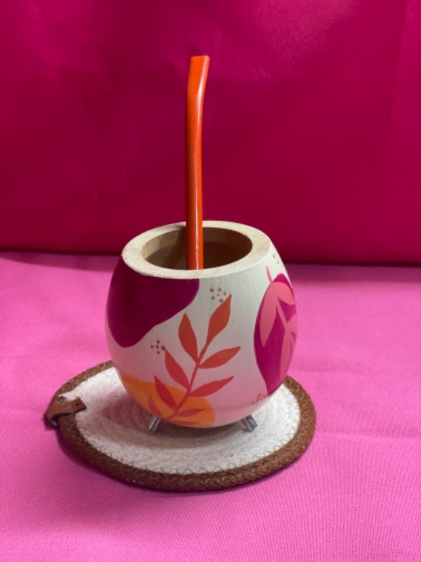 Producto - Mate Mike Carmiña. Por encargue.