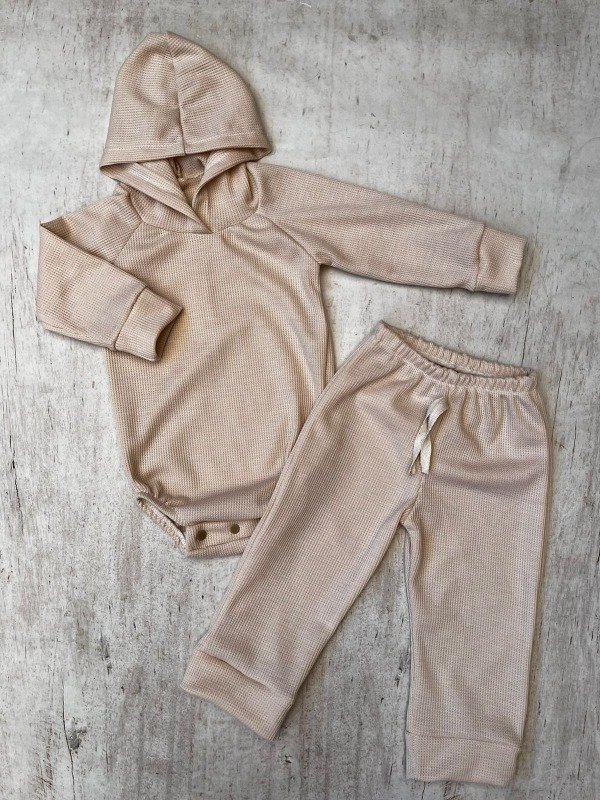 Producto - Conjunto body buzo + pantalon 18/36M. Precio x3 unid
