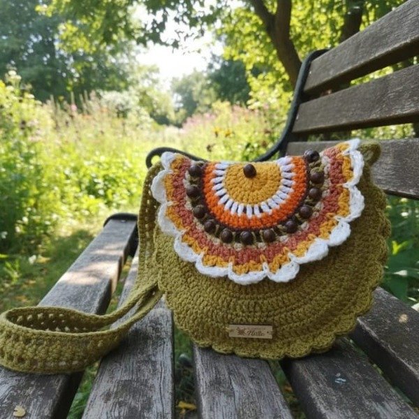 Producto - Cartera bandolera verde muzgo para niñas tejida crochet