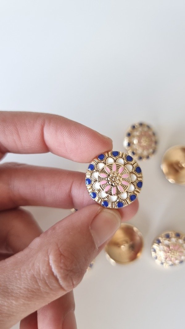 Producto - Botón metal FLOR mosaico (2 tamaños)