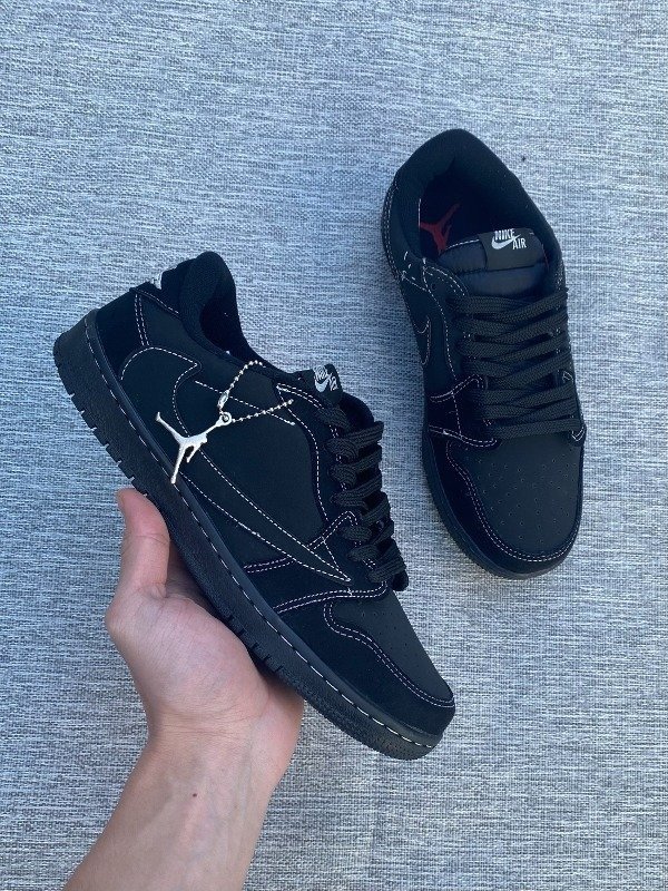 Producto - JORDAN 1 LOW x TRAVIS SCOTT PHANTOM