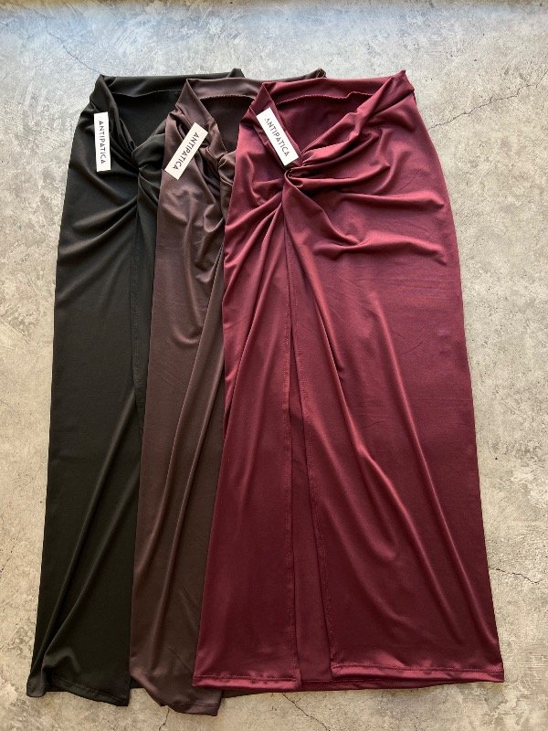 Producto - Pollera larga nudo