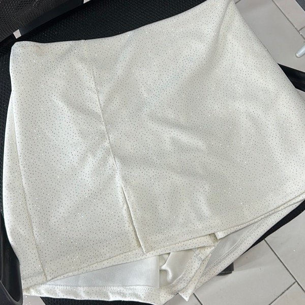 Producto - Short pollera con Brillos BLANCA