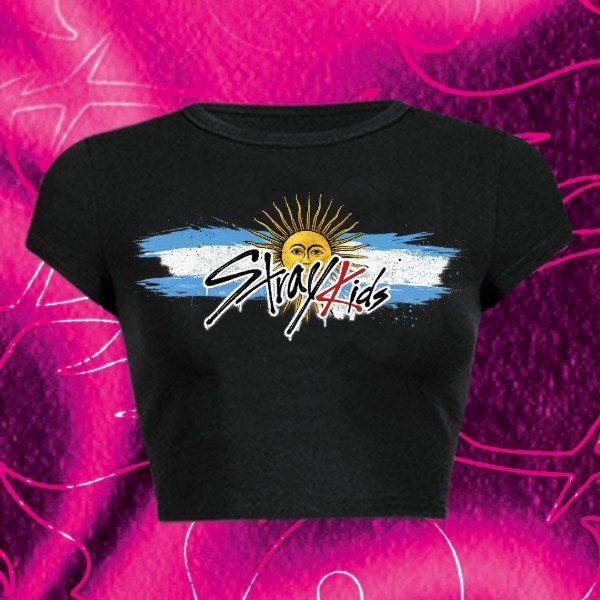Producto - Stray kids x ARG - Baby tee