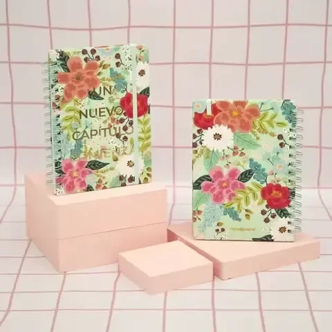Producto - Cuaderno Anillado Tapa Dura A5 8200 - 0