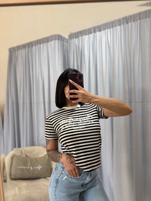 Producto - REMERA CHAMPS