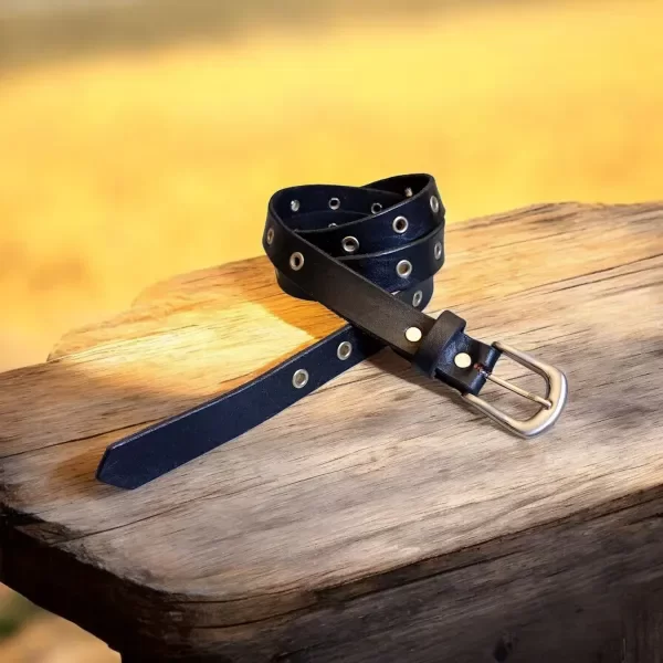 Producto - Cinto con ojal negro