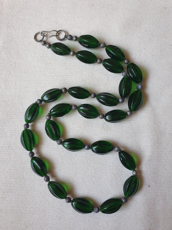 Producto - LUCERO Collar Cristal Verde Inglés Gallonado - 4