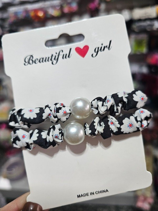 Producto - Par de scrunchies finos con detalle de perla