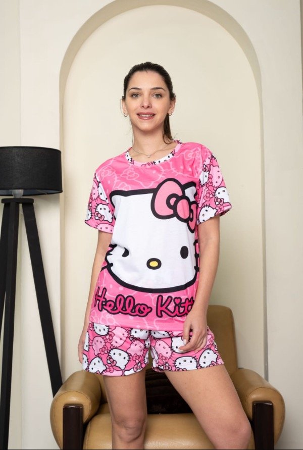 Producto - Pijamas de adultos Hello Kitty