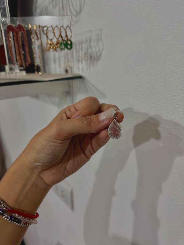 Producto - DIJE PIEDRA NATURAL ROLADA GOTA CUARZO ROSA