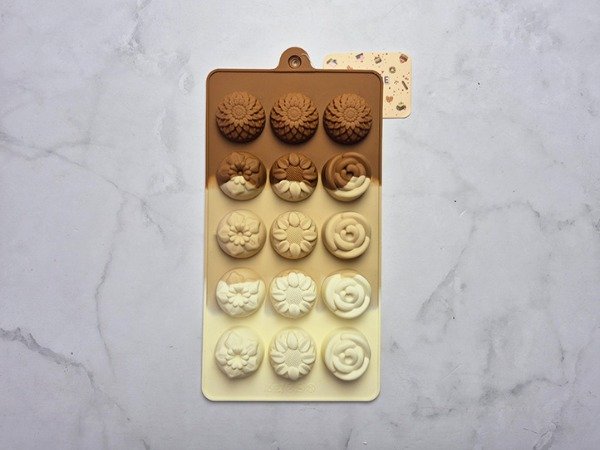 Producto - MOLDE SILICONA FLORES VARIAS X 15